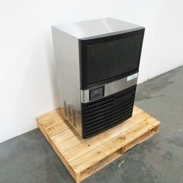 Blizzard SN-80P Ice Machine