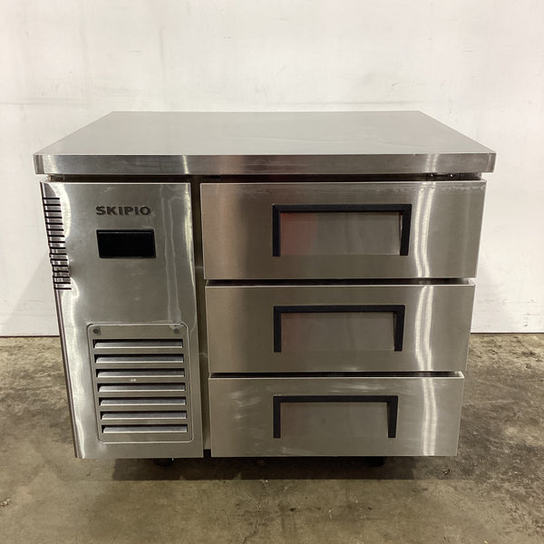Skipio SUF9-3D-3 Undercounter Freezer