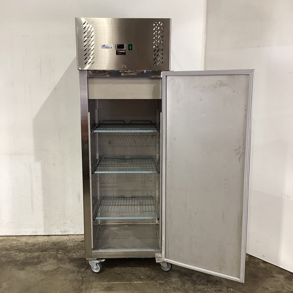 FED-X XURC400SFV Upright Fridge