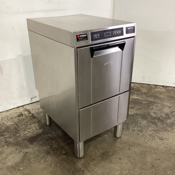 Smeg UGA415M Underbench Glasswasher