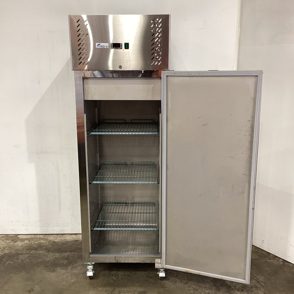 FED-X XURF400SFV Upright Freezer