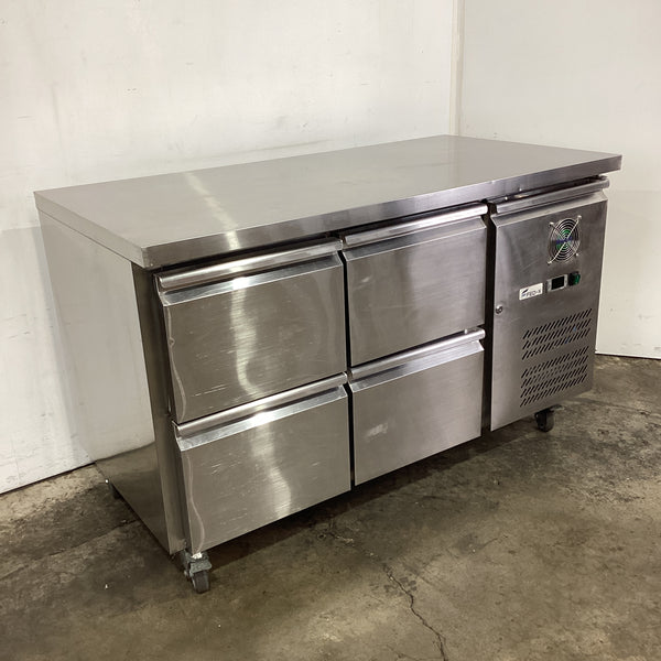 FED-X XUB7F13S2V Undercounter Freezer