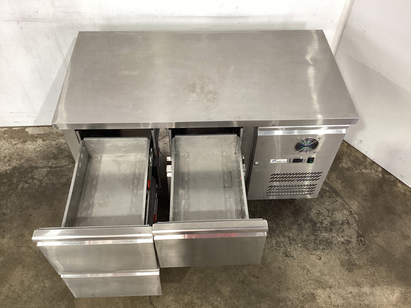 FED-X XUB7F13S2V Undercounter Freezer