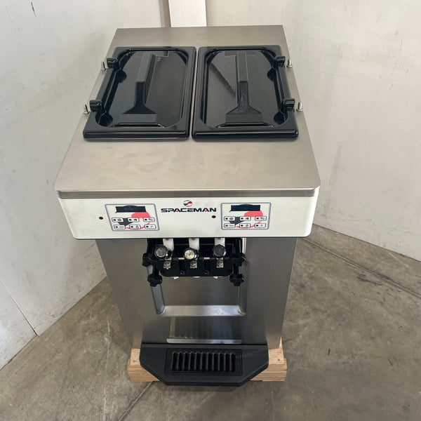 Spaceman 6235-C Ice Cream Machine