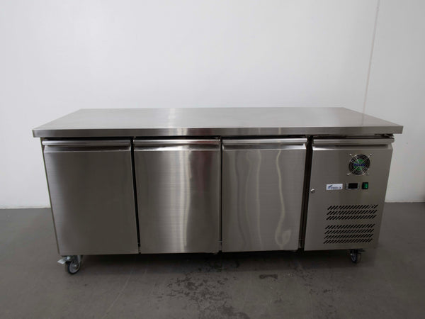 FED XUB7F18S3V Bench Freezer