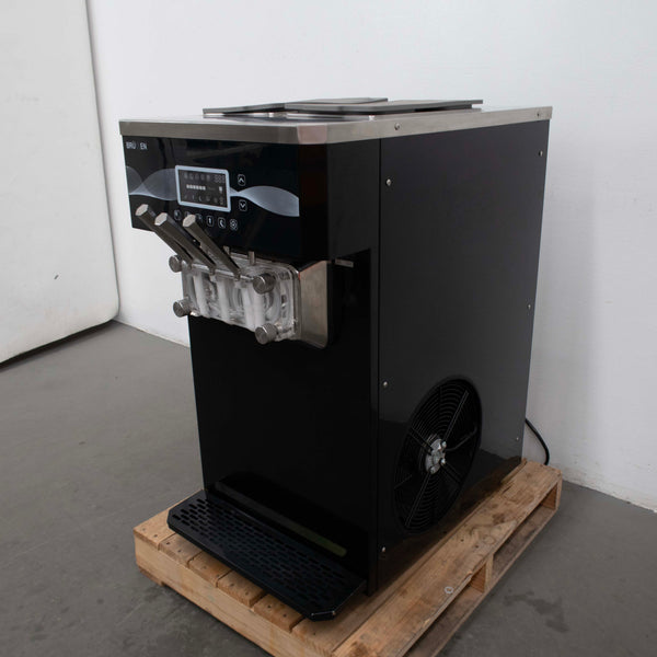 Brullen i26 Pro Pump Feed Ice Cream Machine