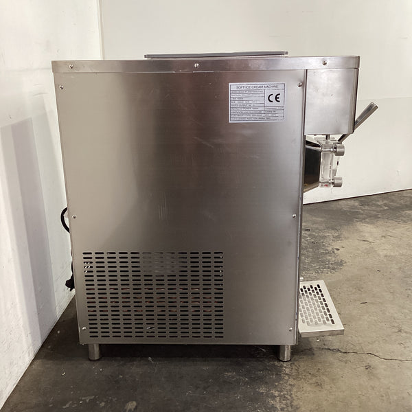 Brullen i91 2020 Gravity Feed Ice Cream Machine