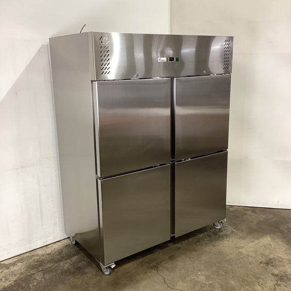 Federal XURF1410S2V Upright Freezer