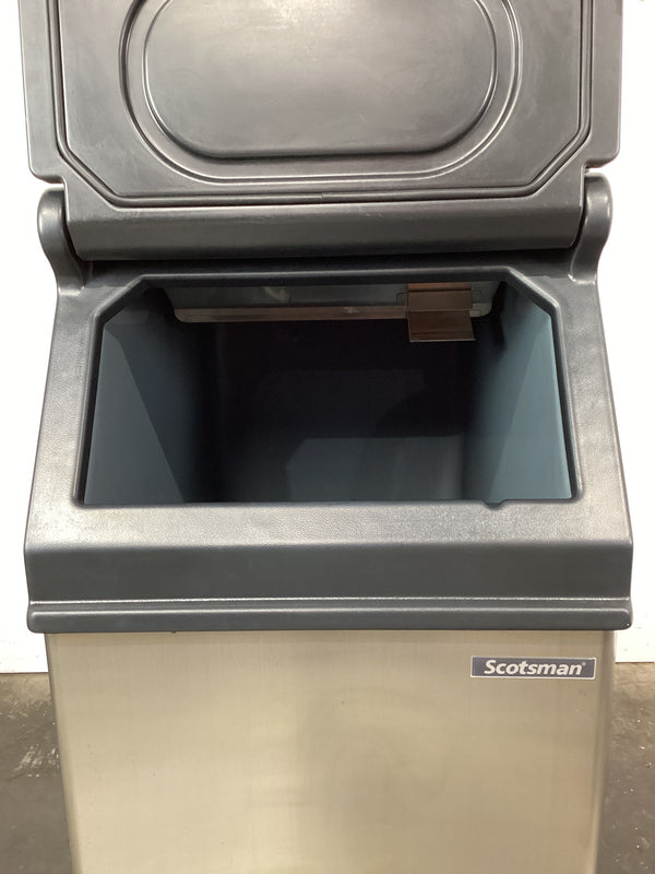 Scotsman NWH507AS + NB193 Ice Machine