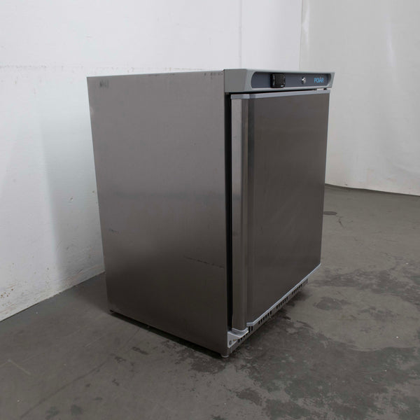 Polar CD081-A-02 Undercounter Bench Freezer