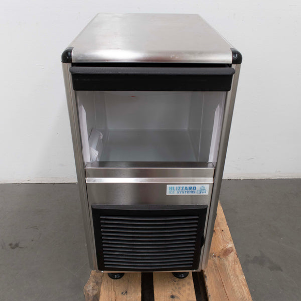 Blizzard SN-25C Ice Machine