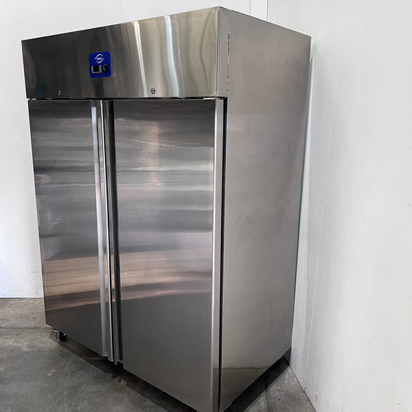 Norsk NSK-1410TN Upright Fridge