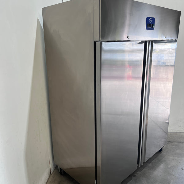 Norsk NSK-1410TN Upright Fridge
