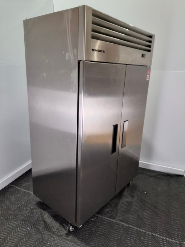 Skope RF7.UPF.2.SD Upright Freezer