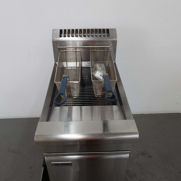 Waldorf FN8120G Fryer