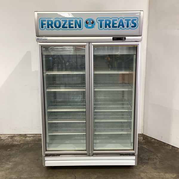 Artisan M1302 Upright Freezer