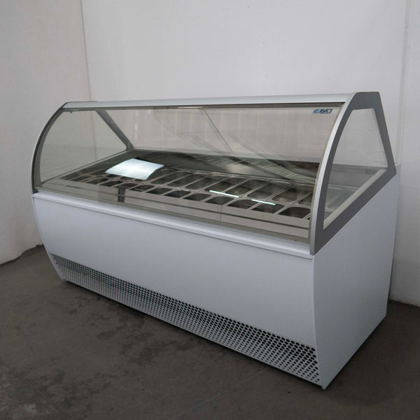 ISA Millenium ST24 Gelato Display