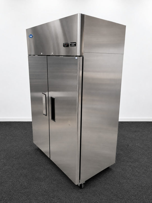 Atosa YBF9218 Upright Fridge