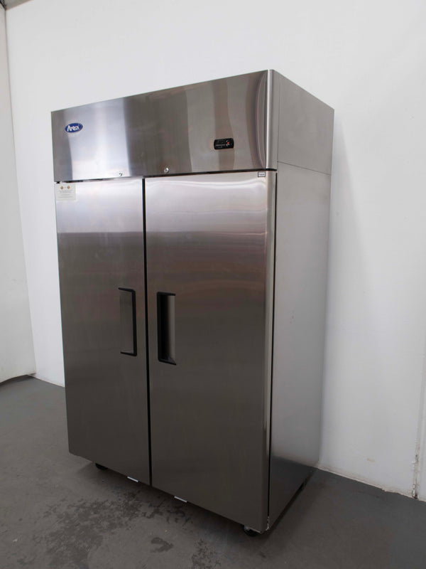 Atosa YBF9219 Upright Freezer