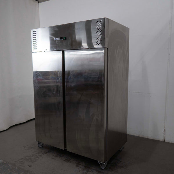 FED-X XURF1200SFV Upright Freezer