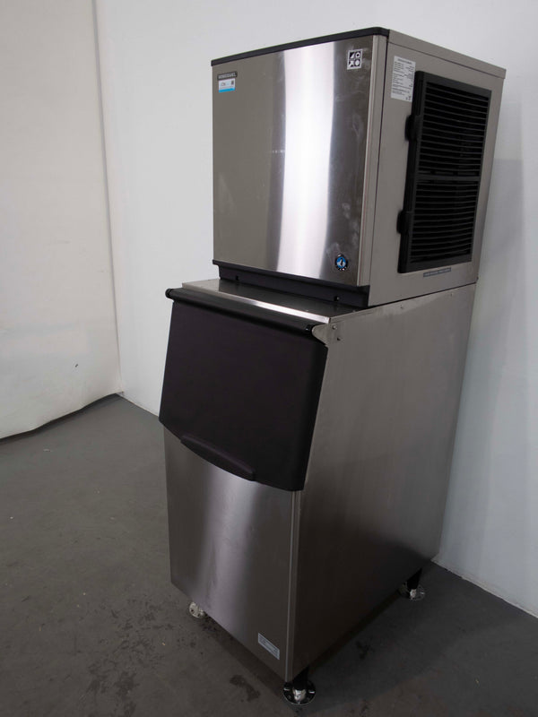 Hoshizaki KMD-201AB Ice Machine + Ice Bin