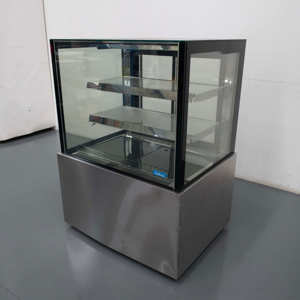 Topaz HTG9 Cake Display