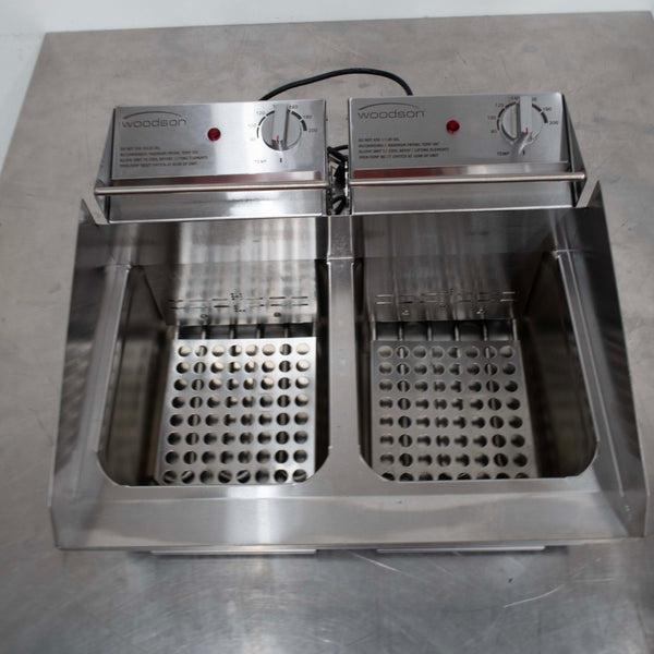 Woodson W.FRT50C Countertop Split Pan Fryer