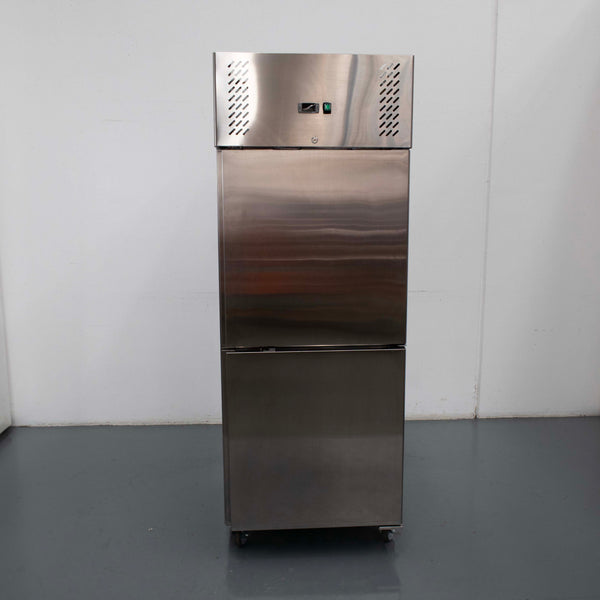 Federal XURC650S1V Upright Fridge