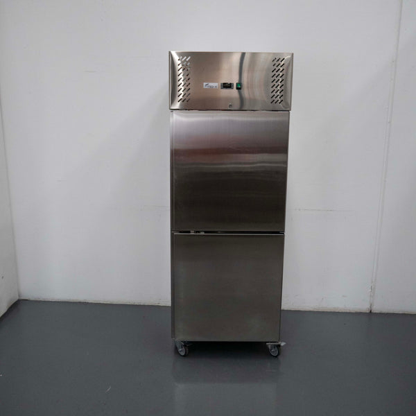 FED-X XURF650S1V Upright Freezer