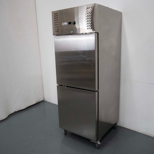 FED-X XURF650S1V Upright Freezer