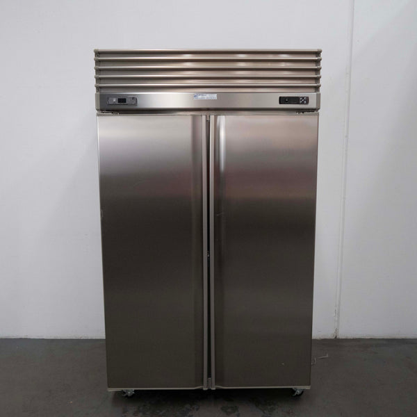 Artisan M1722 Upright Fridge/Freezer