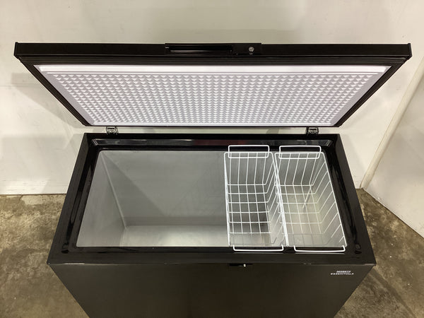 Nisbets DA536-A Chest Freezer