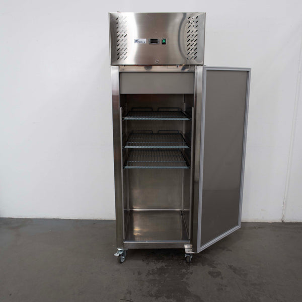 FED-X XURC600SFV Upright Fridge