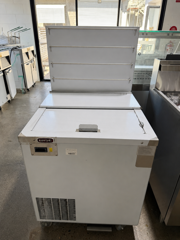 Wise AWRW-157-F1 French Fries Storage Refrigerator
