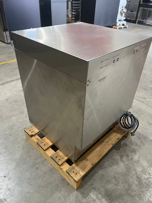 Meiko M-iClean UM Premium Glass and Dishwasher