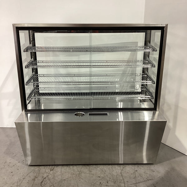 Festive BA15 Ambient Display Cabinet