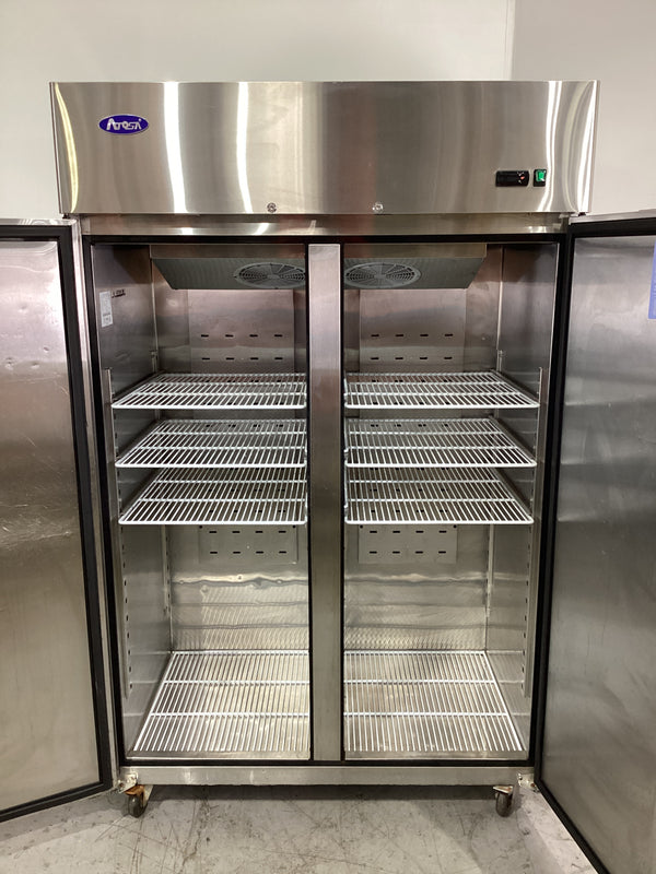 Atosa MBF8005GR Upright Fridge