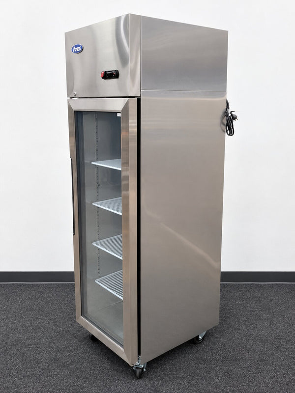 Atosa YCF9407GR Upright Freezer