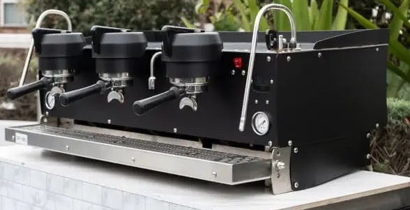Synesso S300 3 Group Coffee Machine