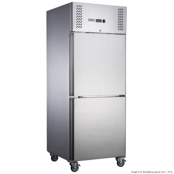 FED-X XURC650S1V - Upright Fridge