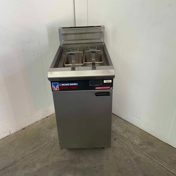Blue Seal GT45SR - Fryer (2)