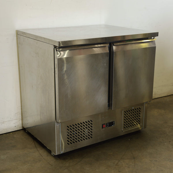 FED GNS900B - Undercounter Fridge (2)