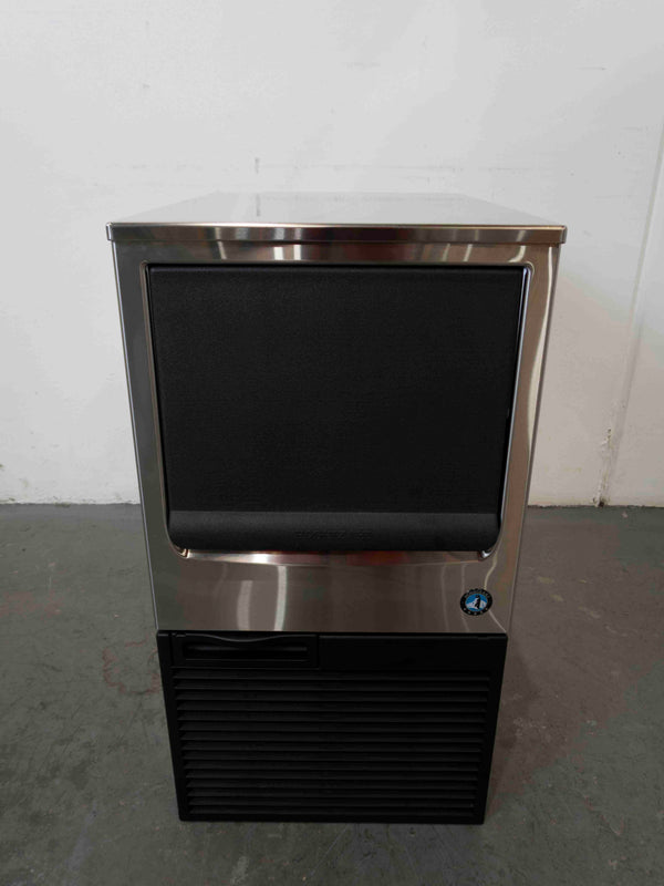 Hoshizaki KM-40B - Ice Machine (3)
