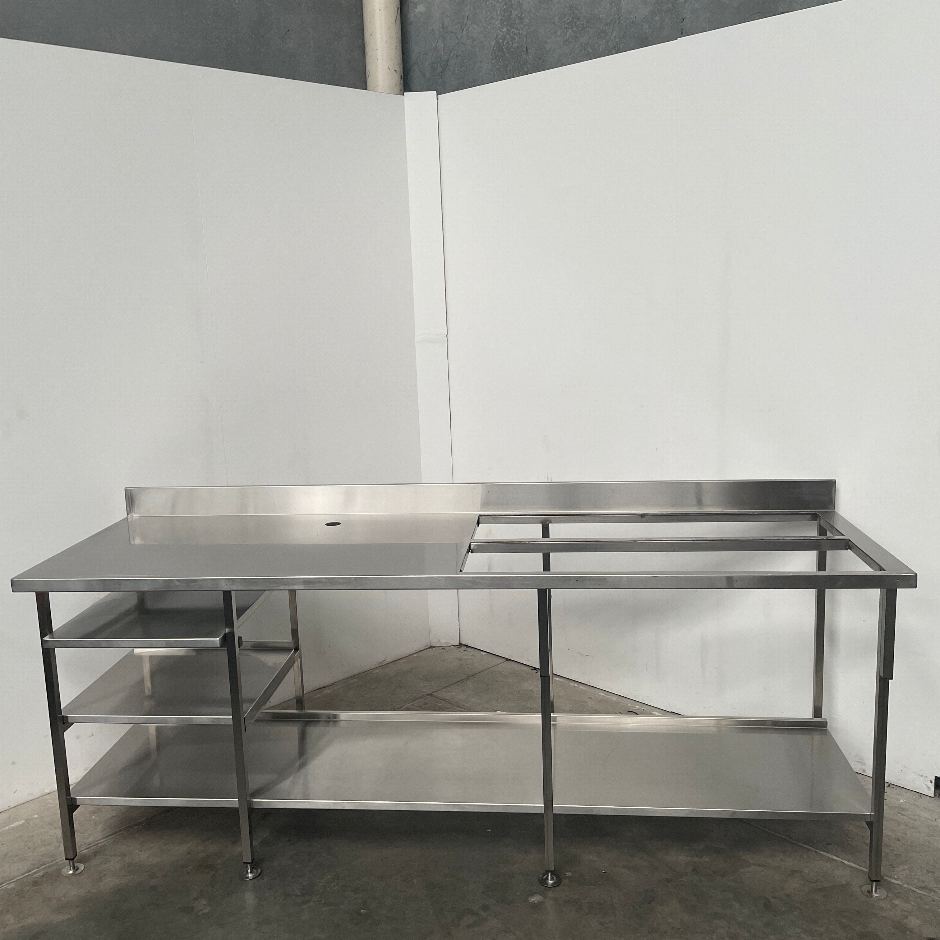 Thumbnail - Stainless Steel Bench With Splashback