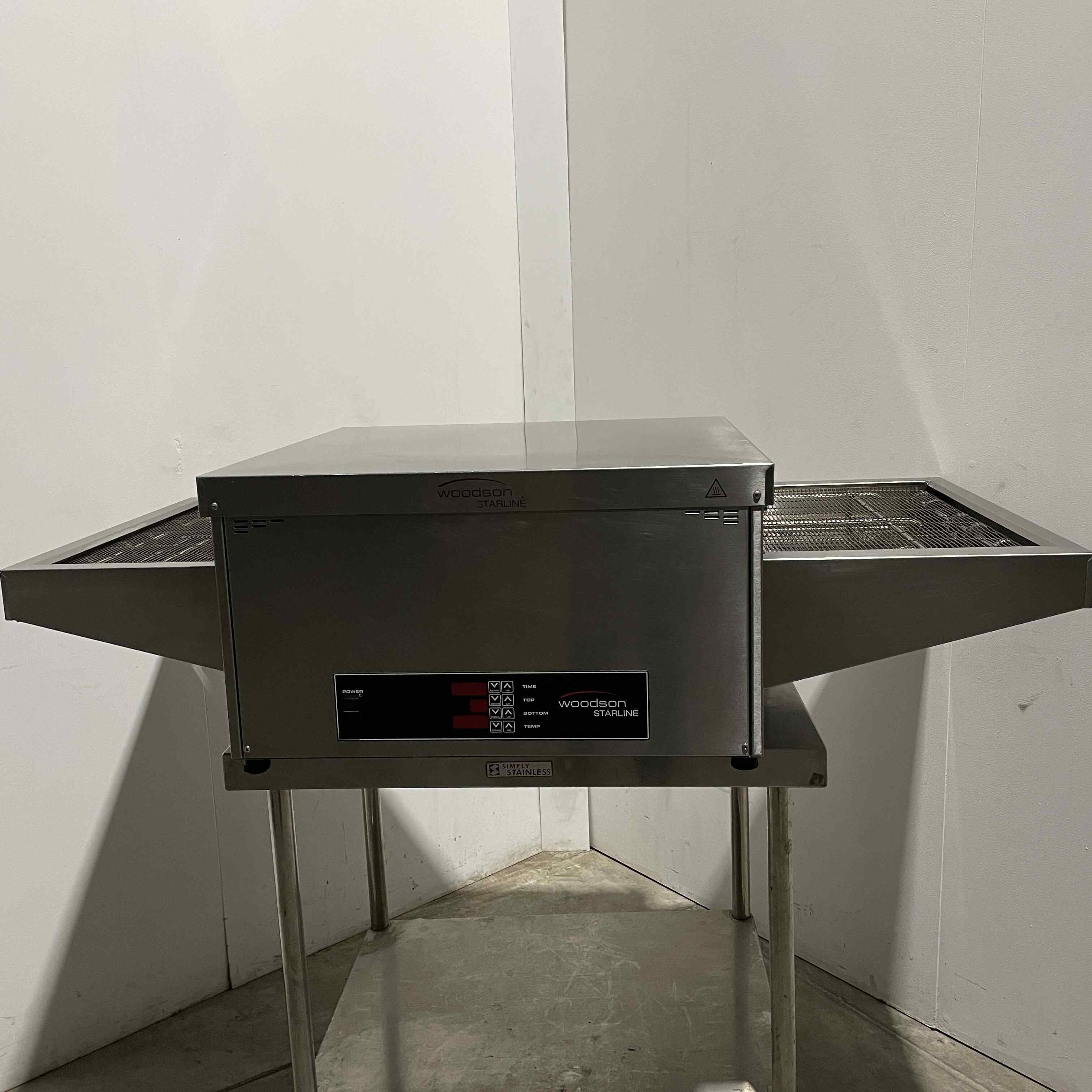 Woodson W.CVP.C.24 Conveyor Oven