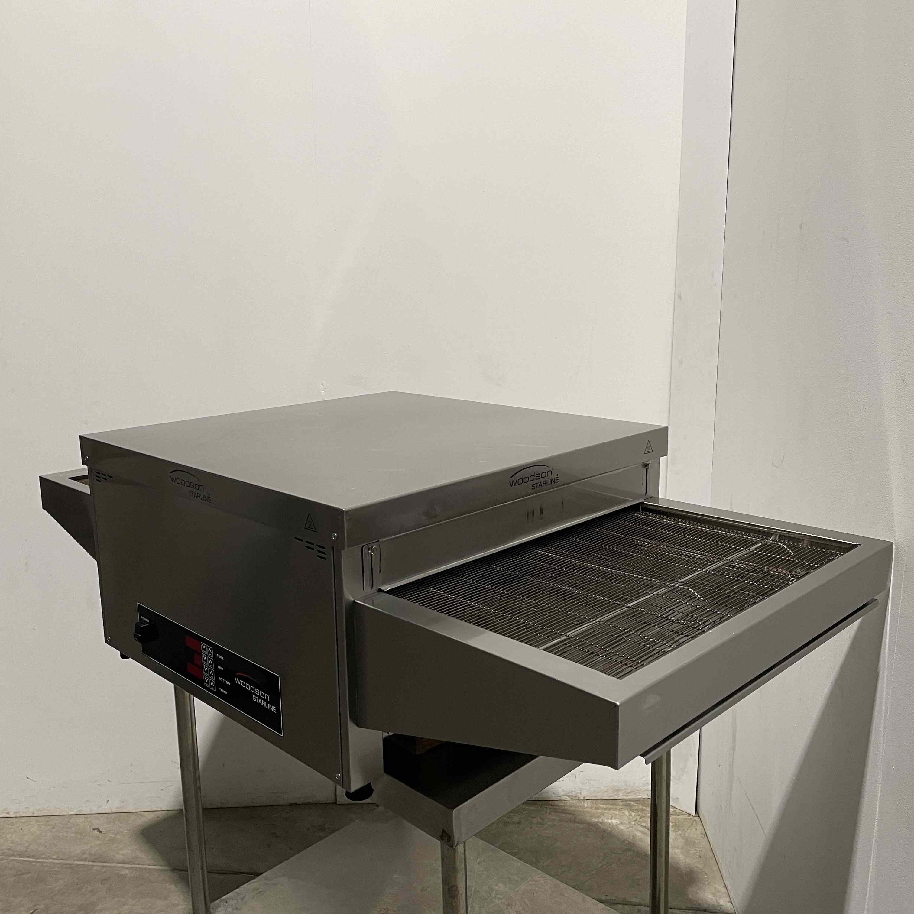 Woodson W.CVP.C.24 Conveyor Oven
