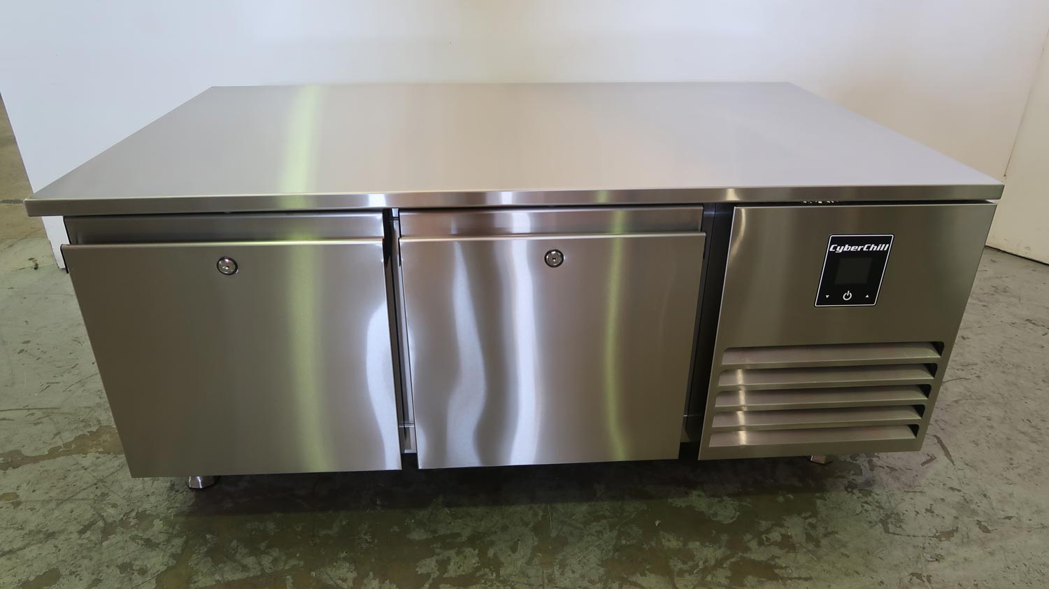Cyberchill HUBC411 - Undercounter Fridge