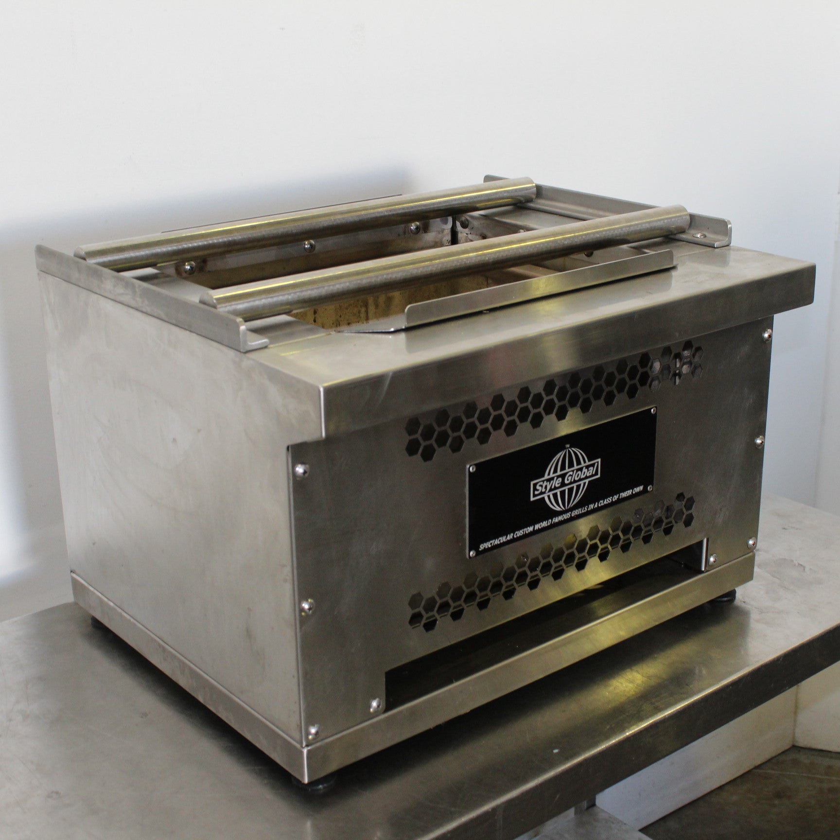 Style Global LCHR0BG-600 Charcoal Pit