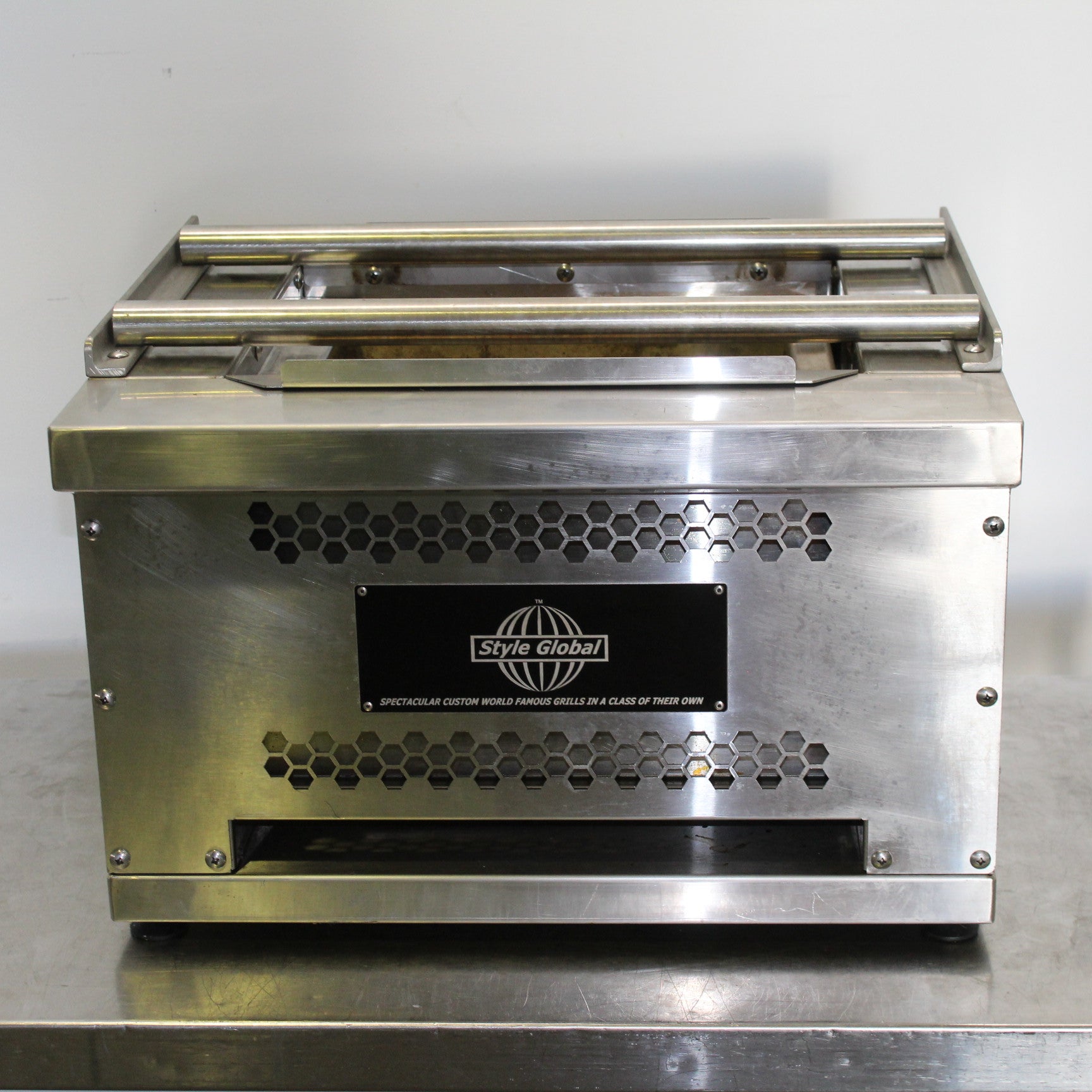 Style Global LCHR0BG-600 Charcoal Pit