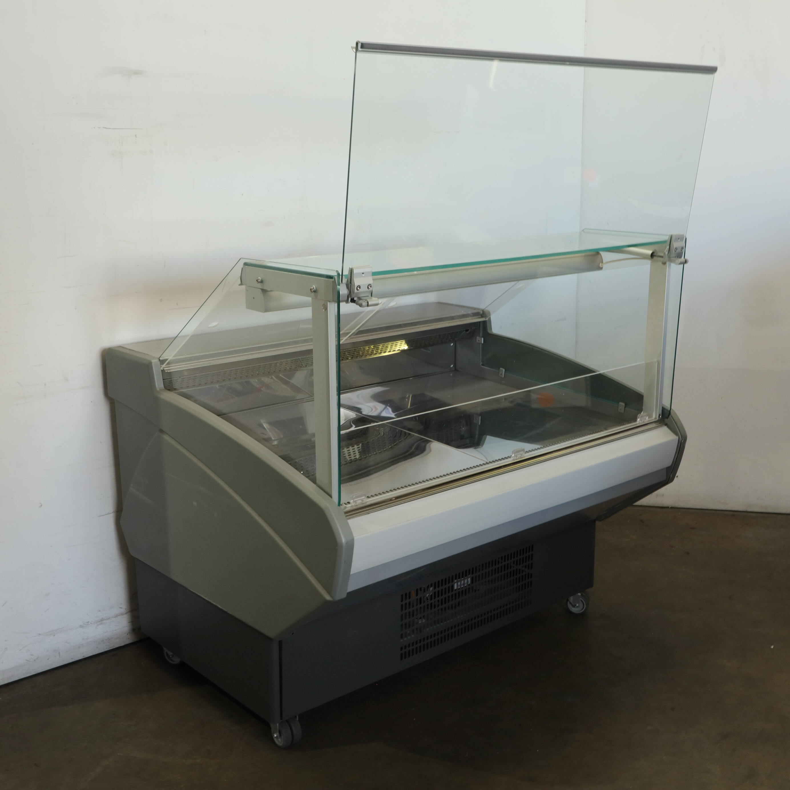 Mafirol Amalia 1250 - Deli Display